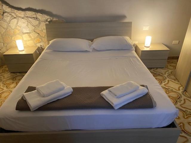 B&B Green Valley 萨莱诺 外观 照片